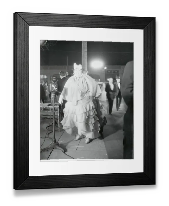 Framed Print : Actor Tiny Griffin Posing at Theater Premiere Framed Print : Actor Tiny Griffin Posing at Theater Premiere