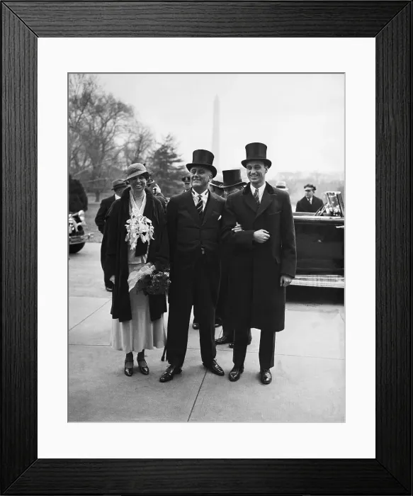 Framed Print : President Roosevelt Entering White House Framed Print : President Roosevelt Entering White House