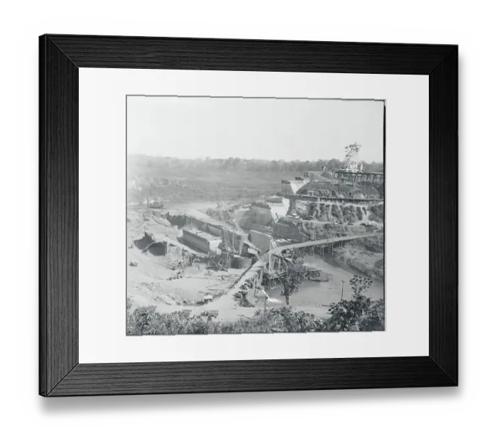 Framed Print : Canal Maintenance Workers Painting Locks Framed Print : Canal Maintenance Workers Painting Locks