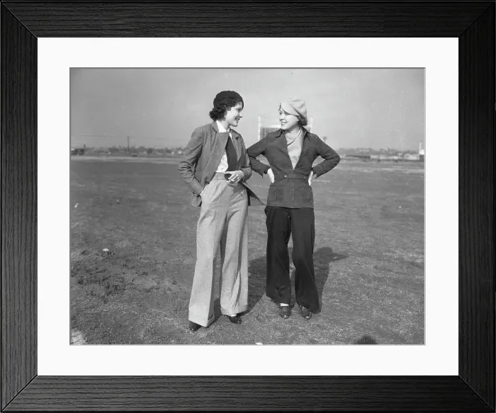 Framed Print : Portrait of Barbara Weeks and Diane Sinclair Framed Print : Portrait of Barbara Weeks and Diane Sinclair