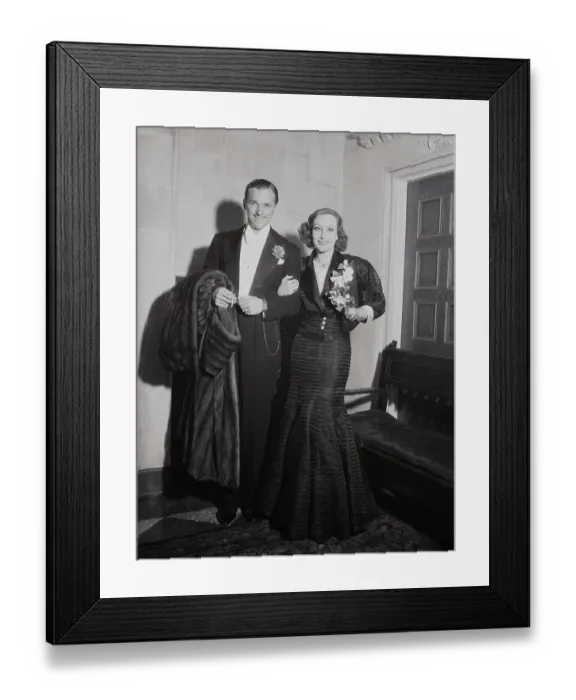Framed Print : Douglas Fairbanks and Joan Crawford Framed Print : Douglas Fairbanks and Joan Crawford