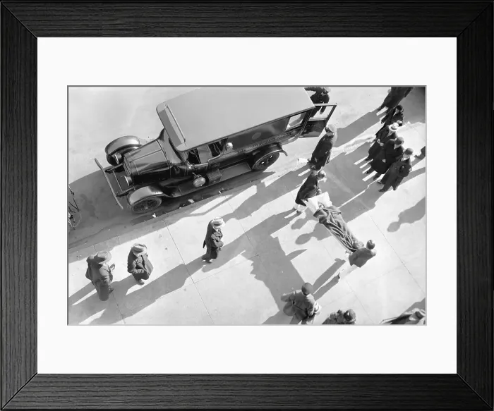 Framed Print : Miriam Constantino Being Carried Into Court Framed Print : Miriam Constantino Being Carried Into Court