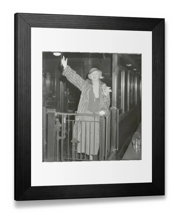 Framed Print : Peggy Hopkins Joyce Waving from Train