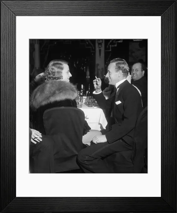 Framed Print : Leslie Howard with His Wife