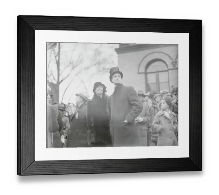 Framed Print : Franklin Roosevelt Arriving with Wife and Son Framed Print : Franklin Roosevelt Arriving with Wife and Son