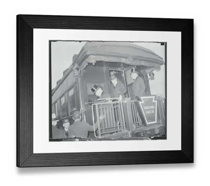 Framed Print : President Hoover and Wife Arriving Framed Print : President Hoover and Wife Arriving