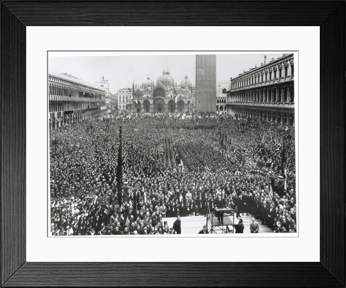 Framed Print : Rally for Mussolini in St.Mark's Square, Venice, 1933 Framed Print : Rally for Mussolini in St.Mark's Square, Venice, 1933