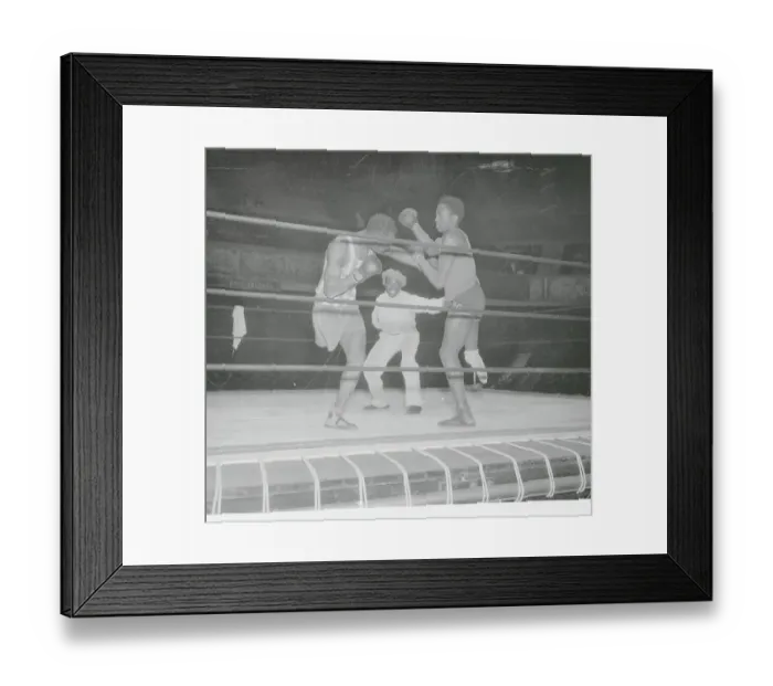 Framed Print : One Armed Referee Between One Legged Boxers