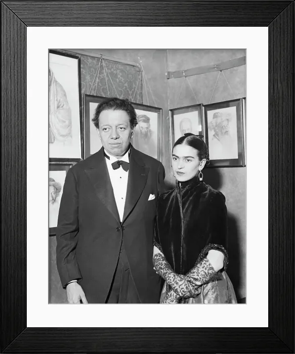 Framed Print : Artists Diego Rivera and Frida Kahlo Framed Print : Artists Diego Rivera and Frida Kahlo