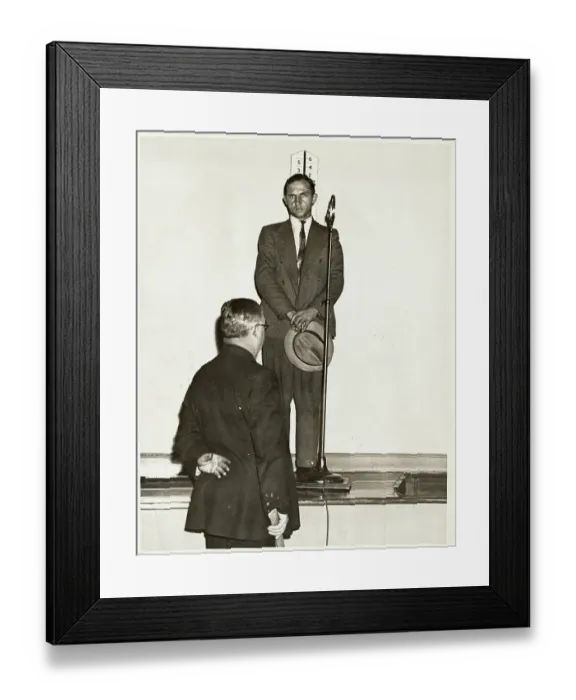 Framed Print : Bruno Richard Hauptmann Arrested