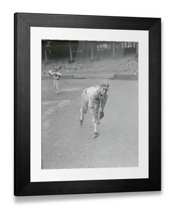 Framed Print : Ted Lyons Pitching Baseball