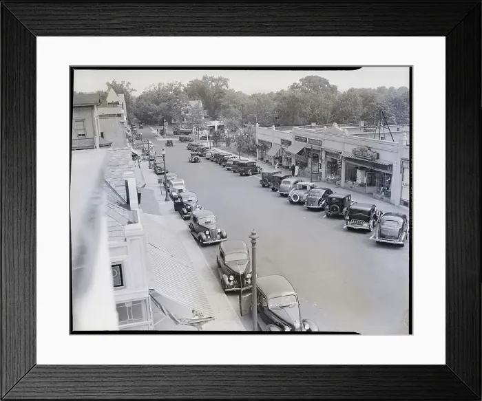 Framed Print : Oak Street in Ridgewood Framed Print : Oak Street in Ridgewood