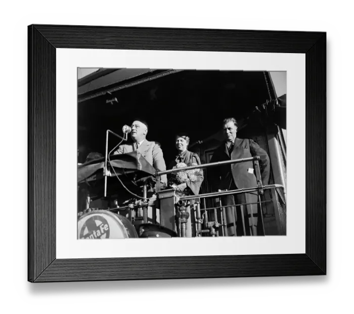Framed Print : Franklin Roosevelt Speaking From a Train Framed Print : Franklin Roosevelt Speaking From a Train