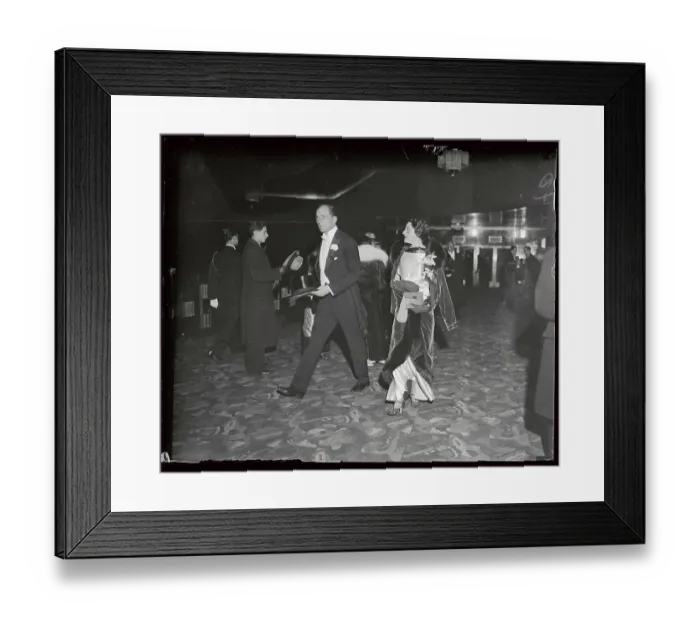 Framed Print : Mr. Langhorne Gibson and Mrs. Bernard F. Gimbel Arriving at Radio City Framed Print : Mr. Langhorne Gibson and Mrs. Bernard F. Gimbel Arriving at Radio City