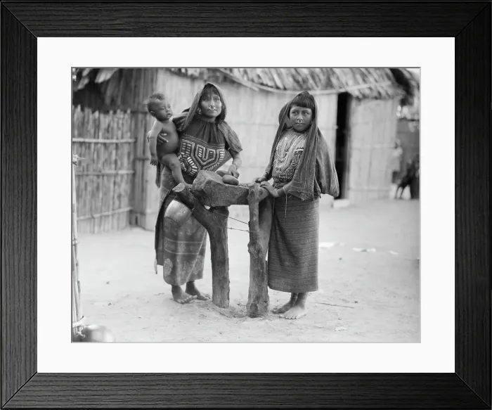 Framed Print : San Blas Native Americans Pounding Cocoa Framed Print : San Blas Native Americans Pounding Cocoa