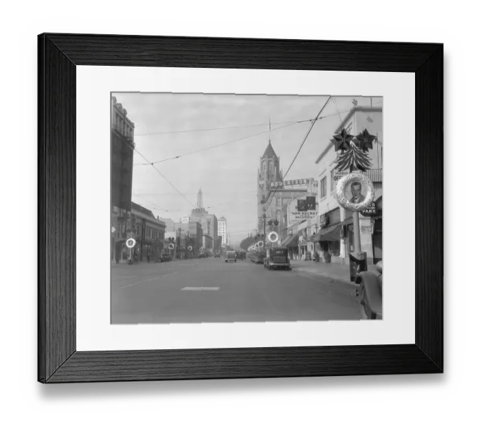 Framed Print : Hollywood Boulevard Decorated for Christmas Framed Print : Hollywood Boulevard Decorated for Christmas