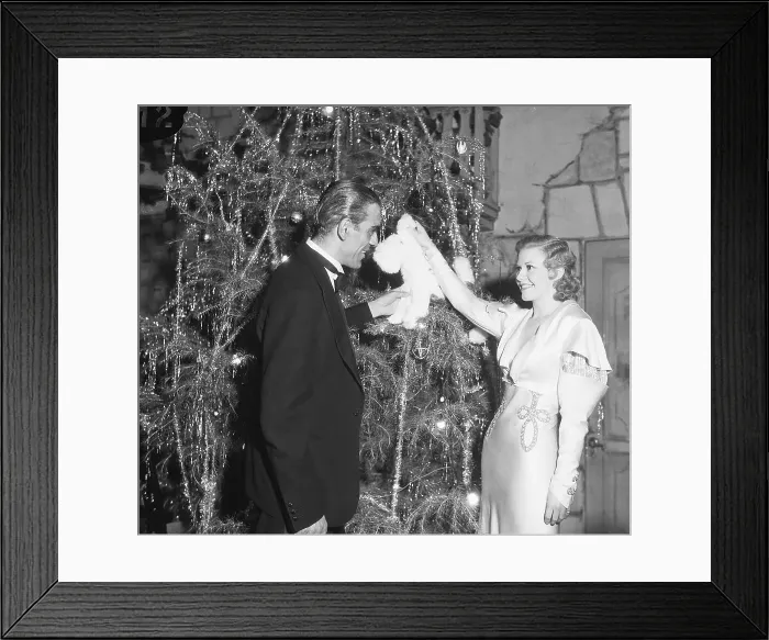 Framed Print : Boris Karloff with Ginger Rogers Framed Print : Boris Karloff with Ginger Rogers