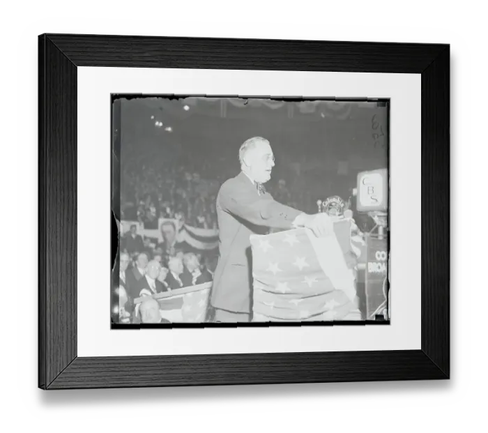 Framed Print : Franklin Roosevelt Campaigning Before Large Crowd Framed Print : Franklin Roosevelt Campaigning Before Large Crowd