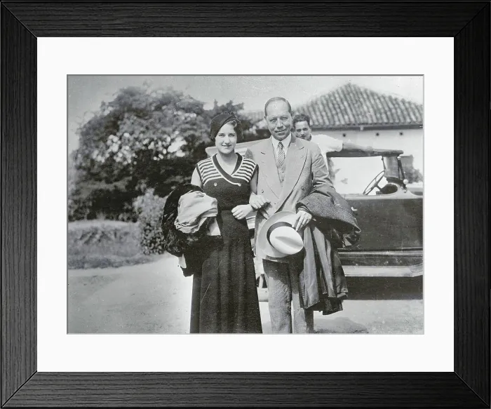 Framed Print : Dr. Enrique Olaya and Daughter Framed Print : Dr. Enrique Olaya and Daughter