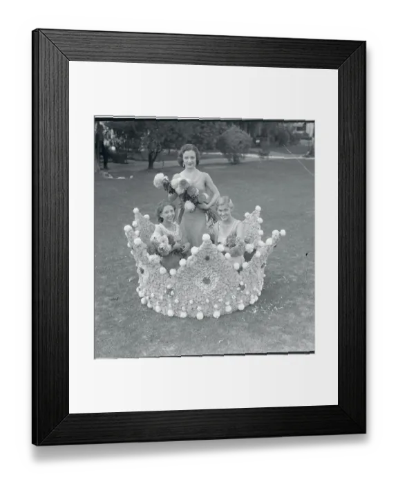 Framed Print : Peggy Lou Neary and Maids of Honor in Flowers