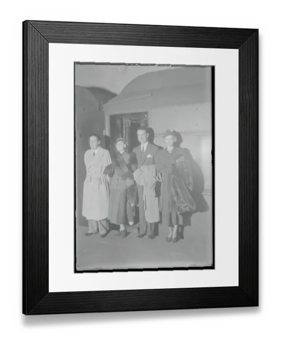 Framed Print : Irving Thalberg and Others Arriving Framed Print : Irving Thalberg and Others Arriving