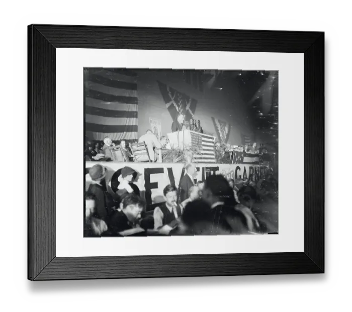 Framed Print : Franklin Roosevelt Speaking at Podium Framed Print : Franklin Roosevelt Speaking at Podium