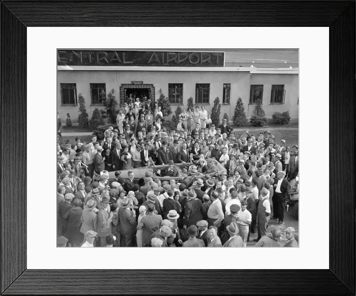 Framed Print : Amelia Earhart Waving to Crowds of Admirers Framed Print : Amelia Earhart Waving to Crowds of Admirers