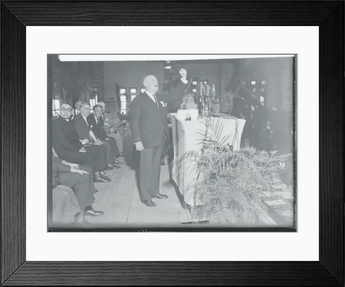 Framed Print : Senator Robert Wagner Addressing New York State Democratic Convention Framed Print : Senator Robert Wagner Addressing New York State Democratic Convention
