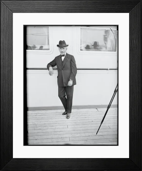 Framed Print : Portrait of Arturo Toscanini Framed Print : Portrait of Arturo Toscanini