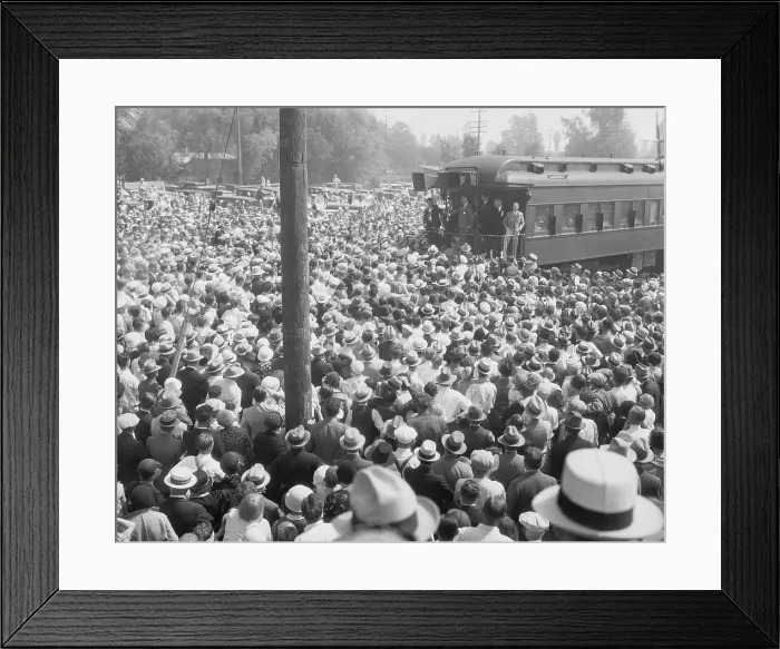 Framed Print : Roosevelt Speaking from Train Framed Print : Roosevelt Speaking from Train