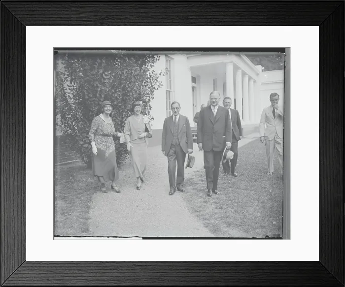 Framed Print : Hoovers and Bakers Strolling Together Framed Print : Hoovers and Bakers Strolling Together