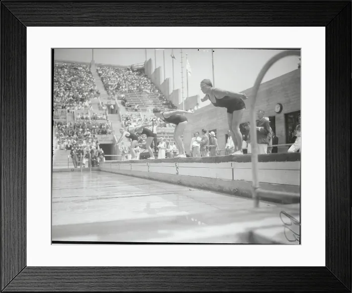 Framed Print : Swimmers Taking Mark at Start of Race Framed Print : Swimmers Taking Mark at Start of Race