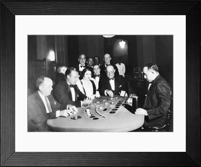 Framed Print : Gamblers Playing Cards at Havana Casino Framed Print : Gamblers Playing Cards at Havana Casino