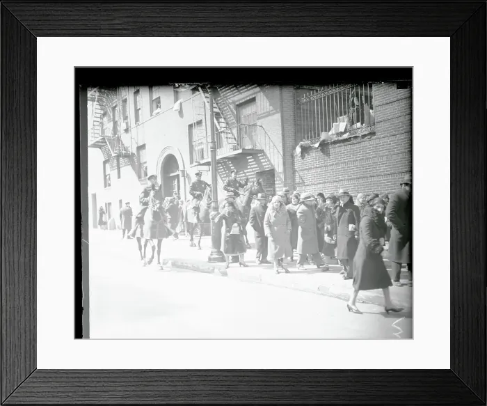 Framed Print : Thousands storm police during eviction Framed Print : Thousands storm police during eviction