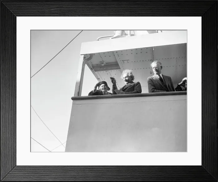 Framed Print : Portrait of Albert Einstein and Wife Waving Framed Print : Portrait of Albert Einstein and Wife Waving
