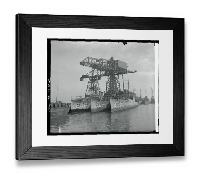 Framed Print : Overhauling Destroyers at the Philadelphia Navy Yard Framed Print : Overhauling Destroyers at the Philadelphia Navy Yard
