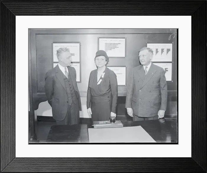 Framed Print : Employment Leaders and Charts Framed Print : Employment Leaders and Charts