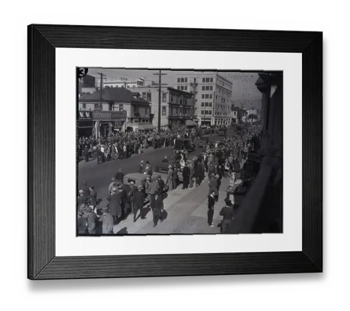 Framed Print : Unemployed Crowd Los Angeles Sidewalk Framed Print : Unemployed Crowd Los Angeles Sidewalk