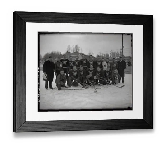 Framed Print : Portrait of Canadian Olympic Hockey Team Posing Together Framed Print : Portrait of Canadian Olympic Hockey Team Posing Together