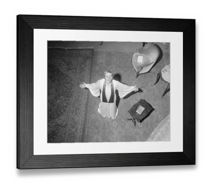 Framed Print : Portrait of Aimee Semple McPherson Framed Print : Portrait of Aimee Semple McPherson