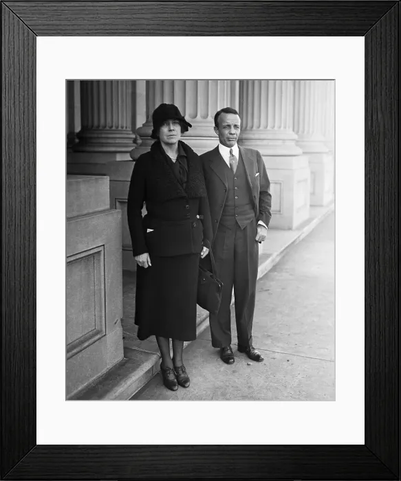 Framed Print : Alice Longworth Standing with Theodore Roosevelt Jr Framed Print : Alice Longworth Standing with Theodore Roosevelt Jr