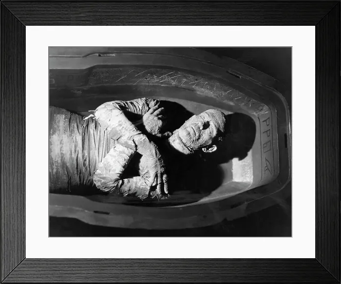 Framed Print : Boris Karloff in Coffin in The Mummy Framed Print : Boris Karloff in Coffin in The Mummy