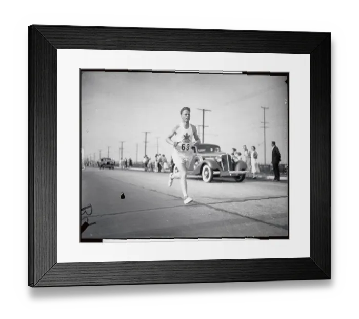 Framed Print : Cliff Bricker During Marathon Run at 1932 Olympics Framed Print : Cliff Bricker During Marathon Run at 1932 Olympics