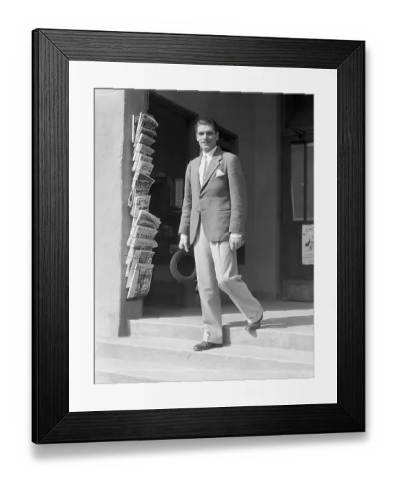 Framed Print : Lawrence Olivier Framed Print : Lawrence Olivier