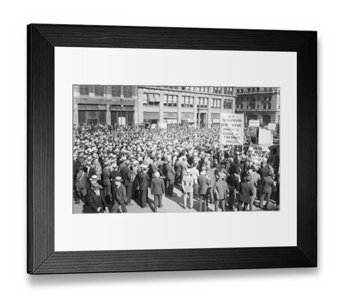 Framed Print : Demonstrators for Tom Mooney in Union Square Framed Print : Demonstrators for Tom Mooney in Union Square