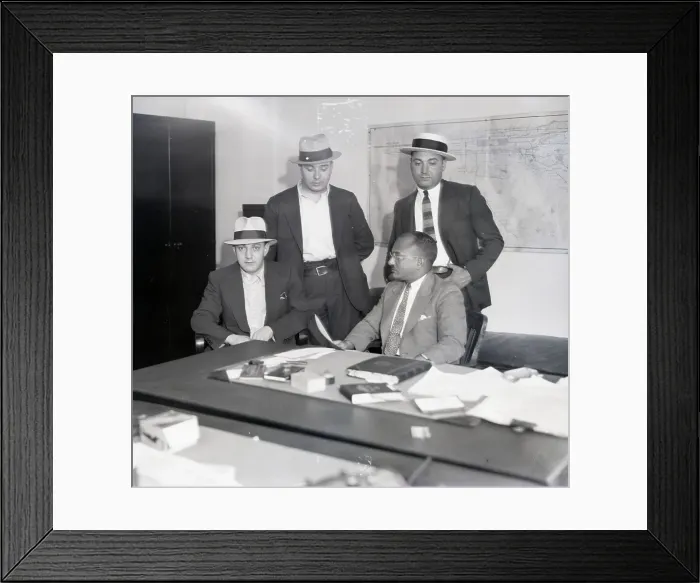 Framed Print : Dutch Schultz At Police Headquarters
