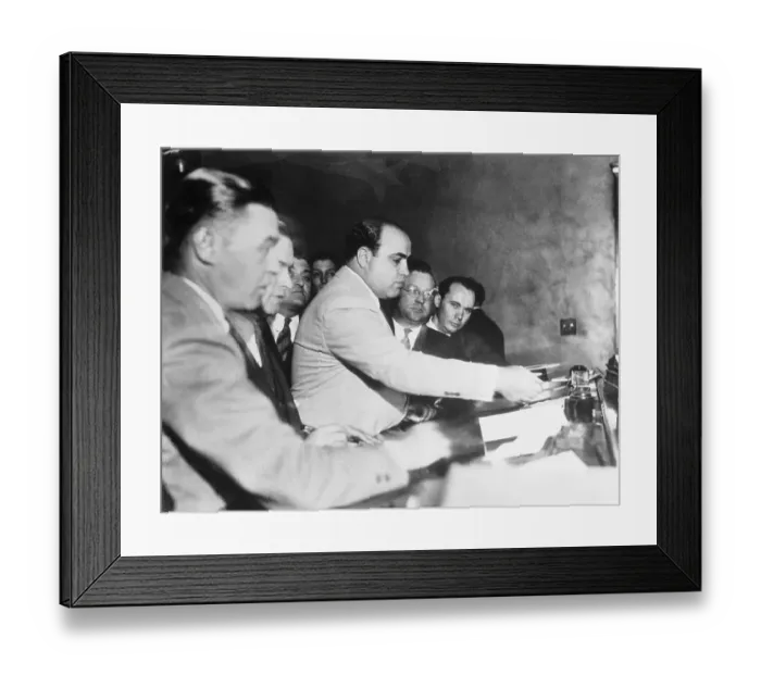 Framed Print : Al Capone Appearing in Court Framed Print : Al Capone Appearing in Court