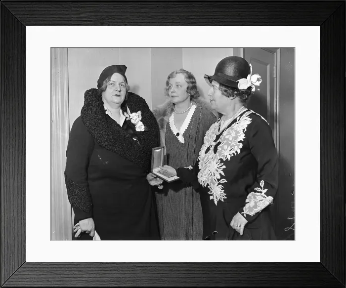 Framed Print : Woman Presents Gina Pinnera With Gold Medal Framed Print : Woman Presents Gina Pinnera With Gold Medal