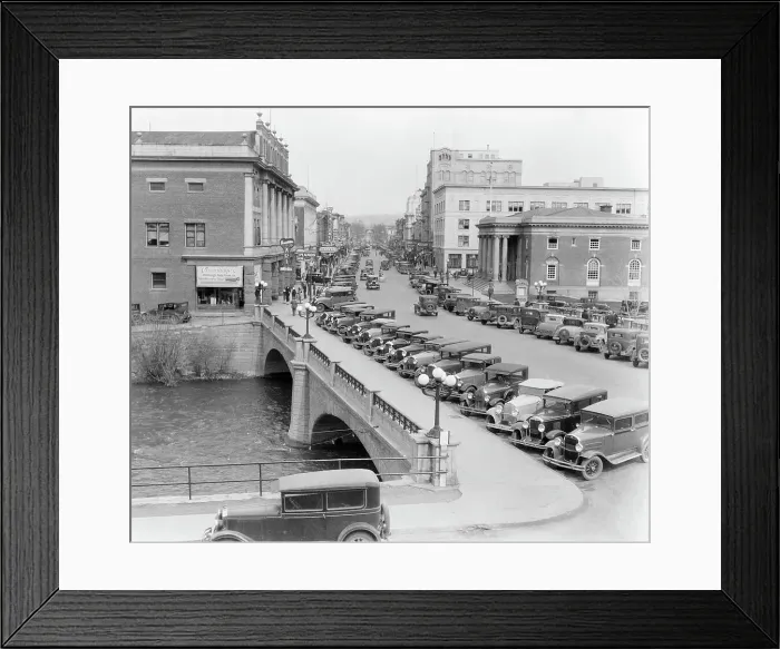 Framed Print : Virginia Street Commercial District in Reno Framed Print : Virginia Street Commercial District in Reno