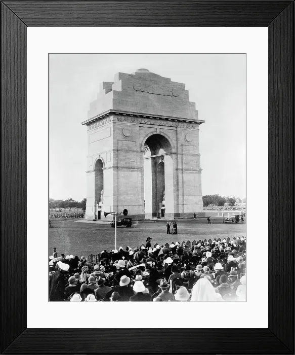 Framed Print : Crowds Gathering at War Memorial Arch Framed Print : Crowds Gathering at War Memorial Arch